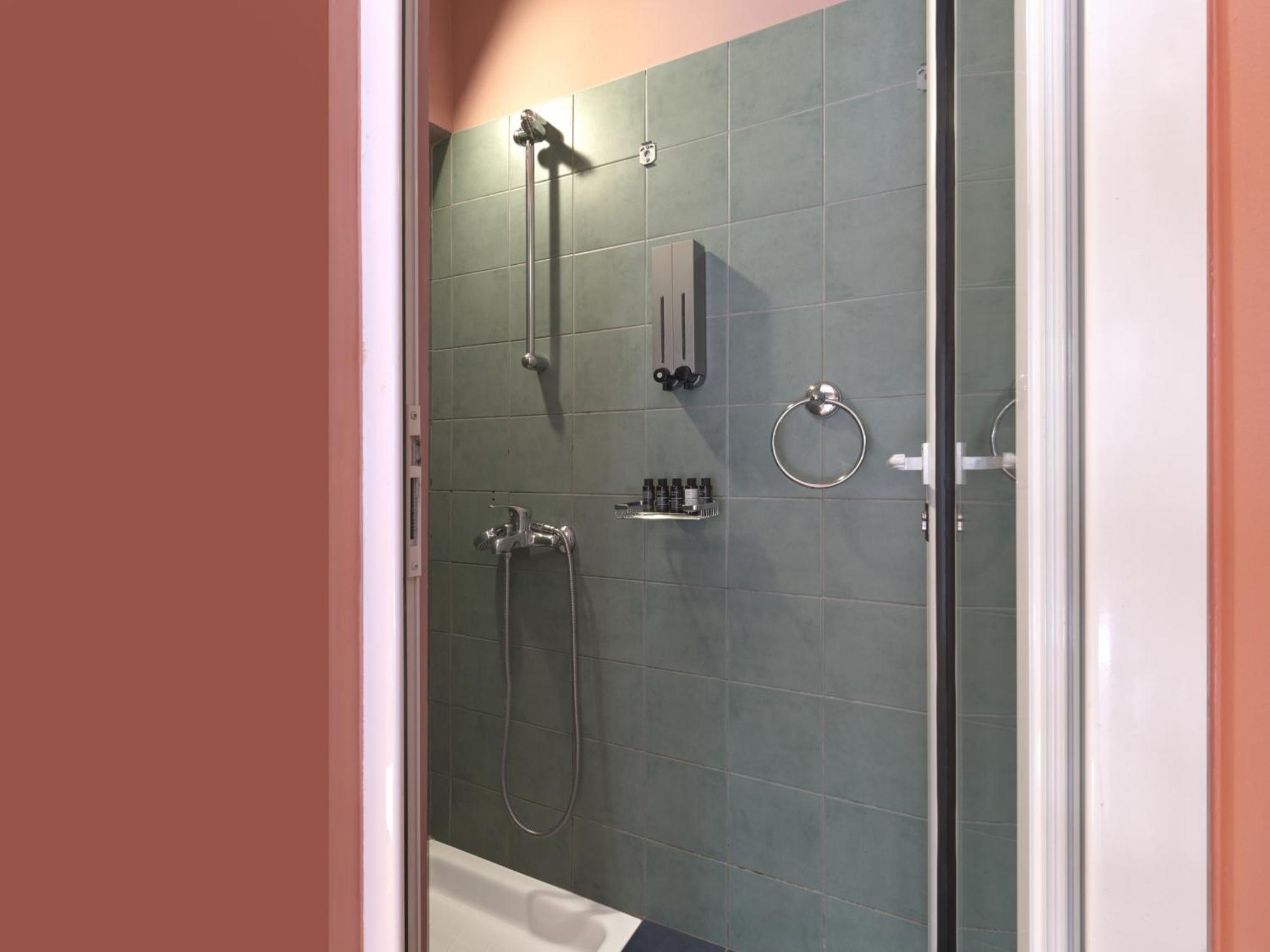 Koukaki garden escape child friendly apartment Athen Eksteriør bilde